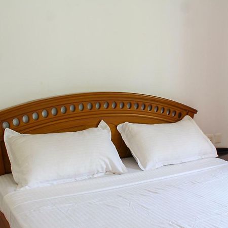 Magic Land Resorts Athirapally Irinjalakuda Dış mekan fotoğraf