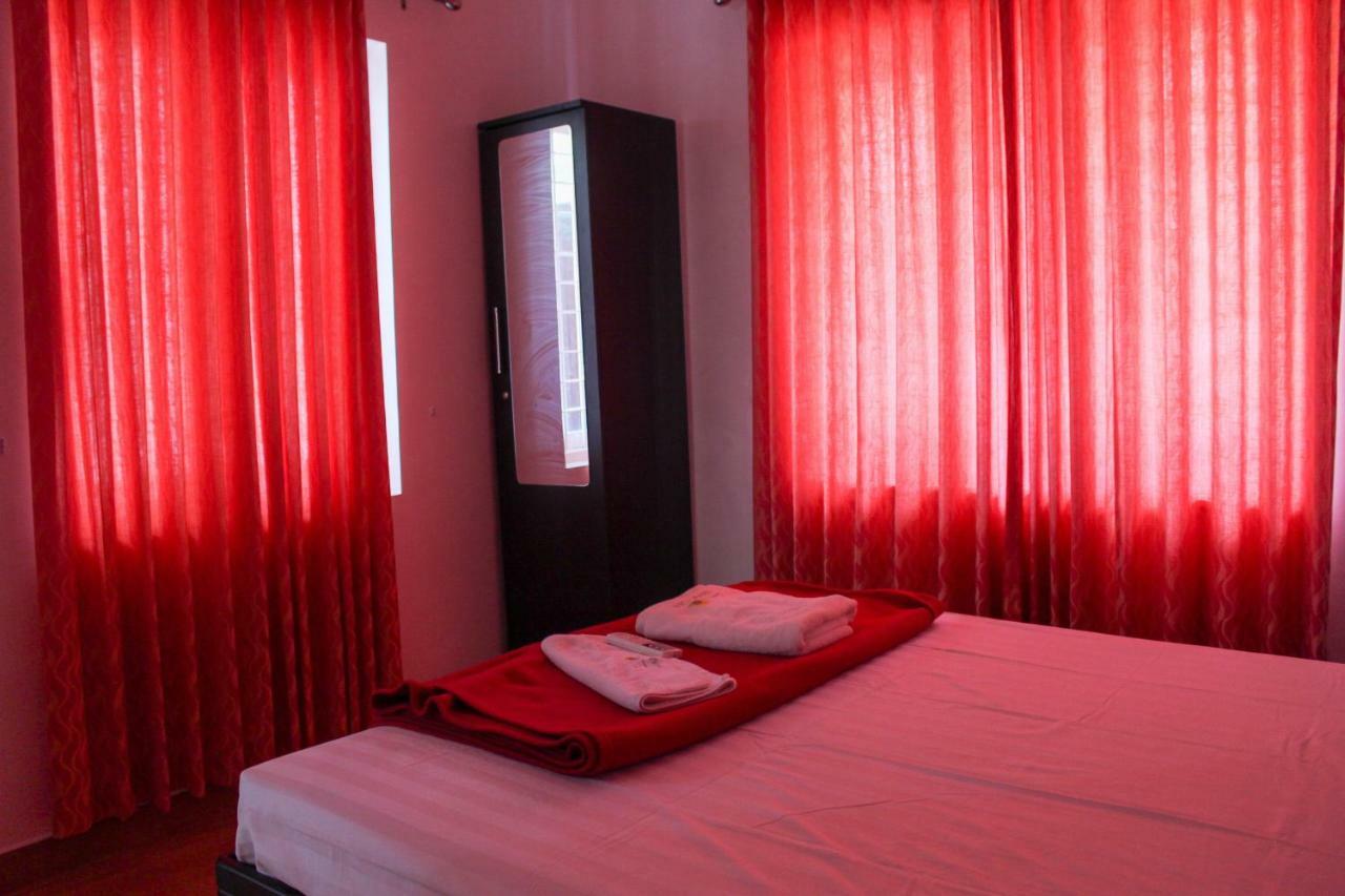 Magic Land Resorts Athirapally Irinjalakuda Dış mekan fotoğraf