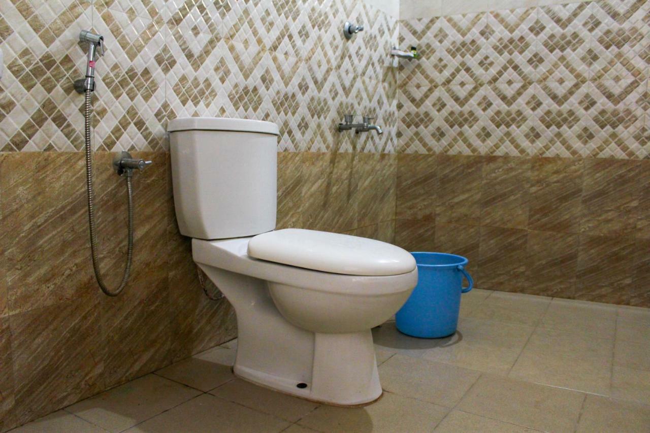 Magic Land Resorts Athirapally Irinjalakuda Dış mekan fotoğraf